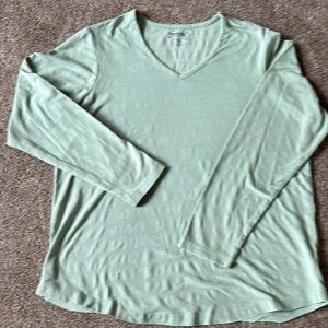 Soft long sleeved Tee